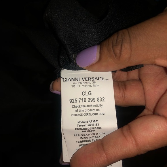 Versace sweatshirt - Picture 6 of 7